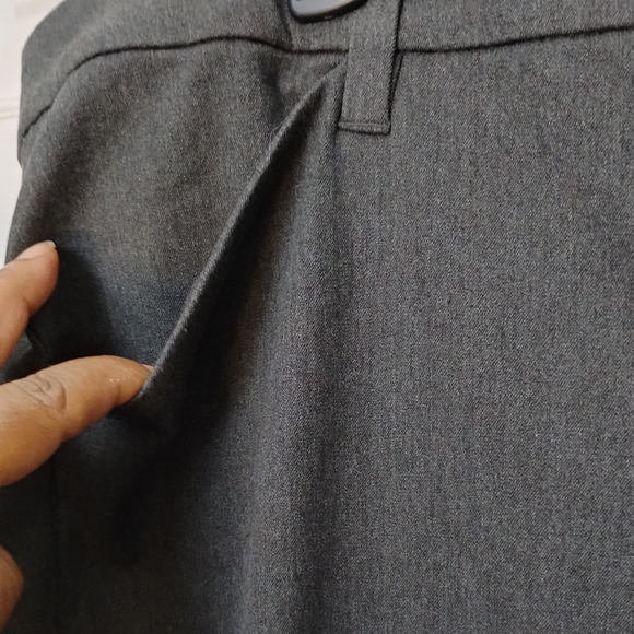 NWT Plus Size Old Navy Pixie Ankle Pants - Picture 4 of 12